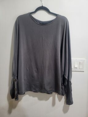 Chic Gray Long Sleeve Blouse w/ Button Cuffs – XL